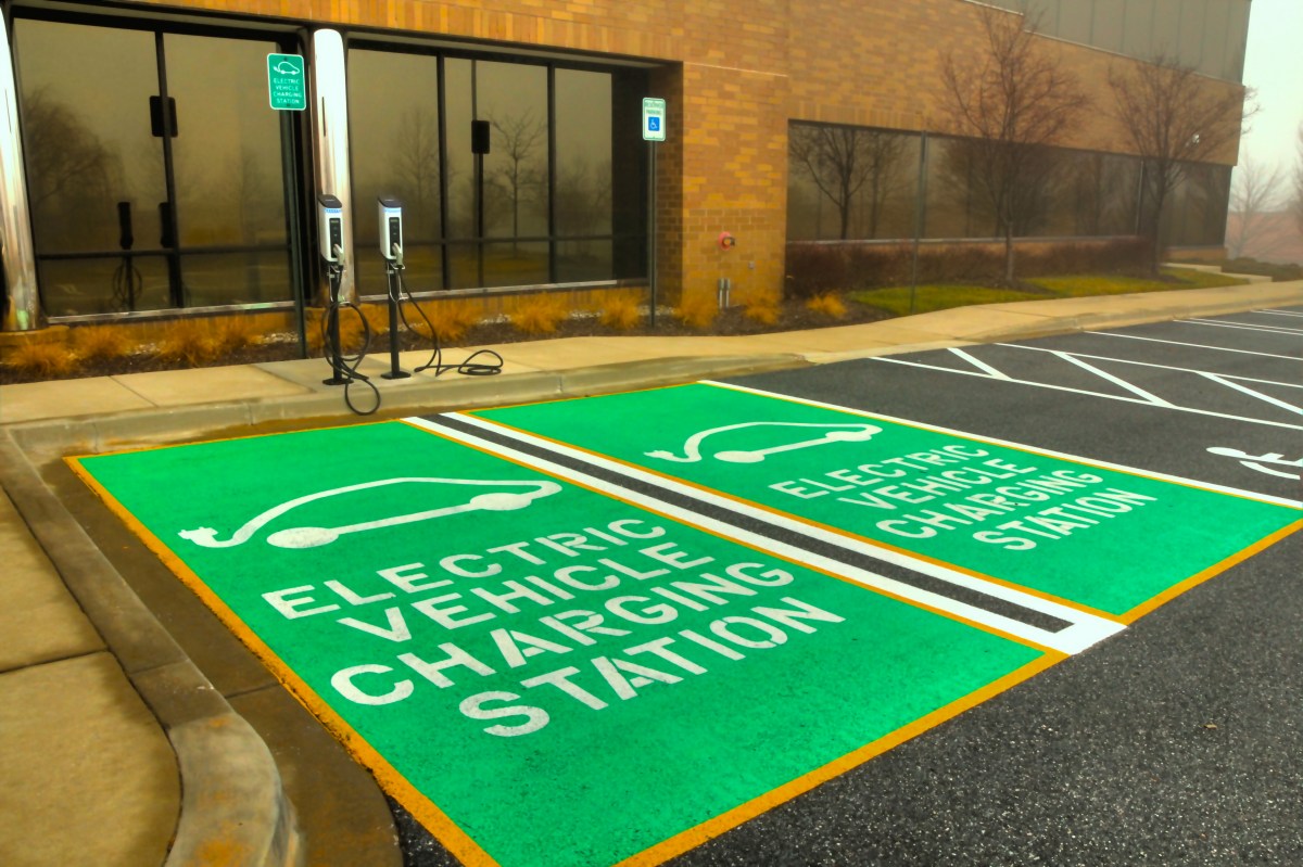 Electric Vehicle Charging Station